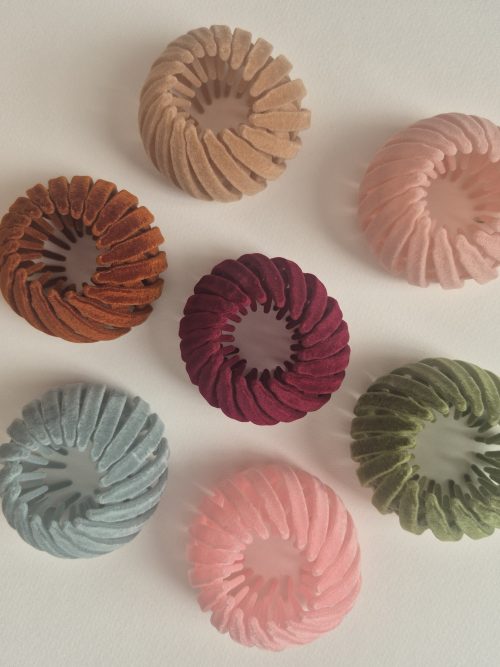 کلیپس گوجه ای