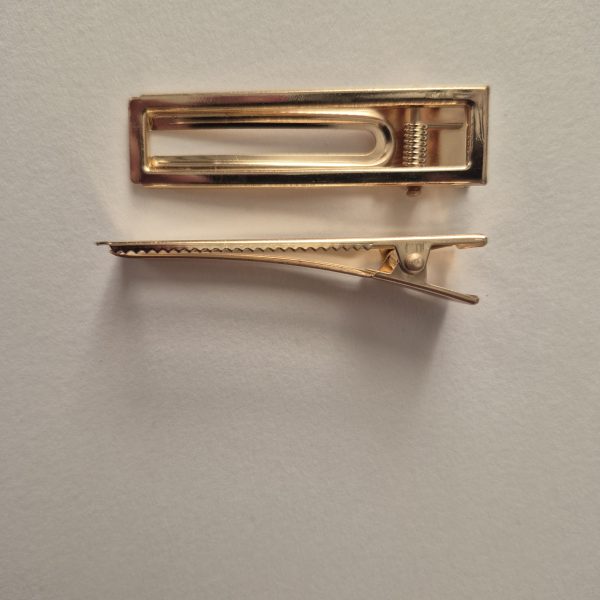 سنجاق طلایی مستطیل